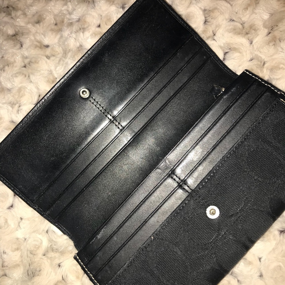 Coach Wallet - Picture 3 of 3